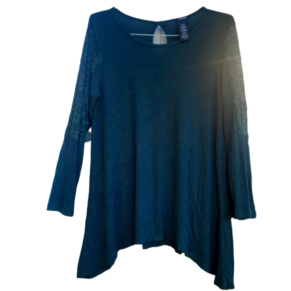 Premise Green Long Sleeve top xl See Through Shoulder Sleeves Elegant In Style